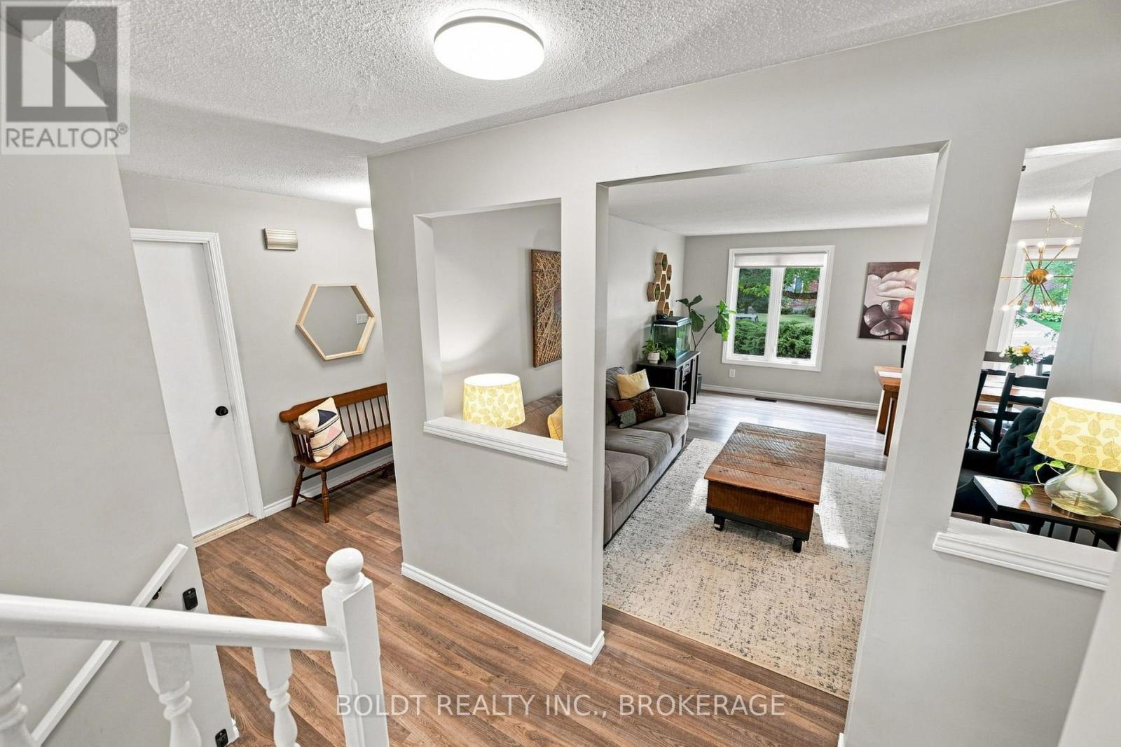 84 Allanbrook Street, Hamilton, Ontario  L8J 1R1 - Photo 8 - X13767056