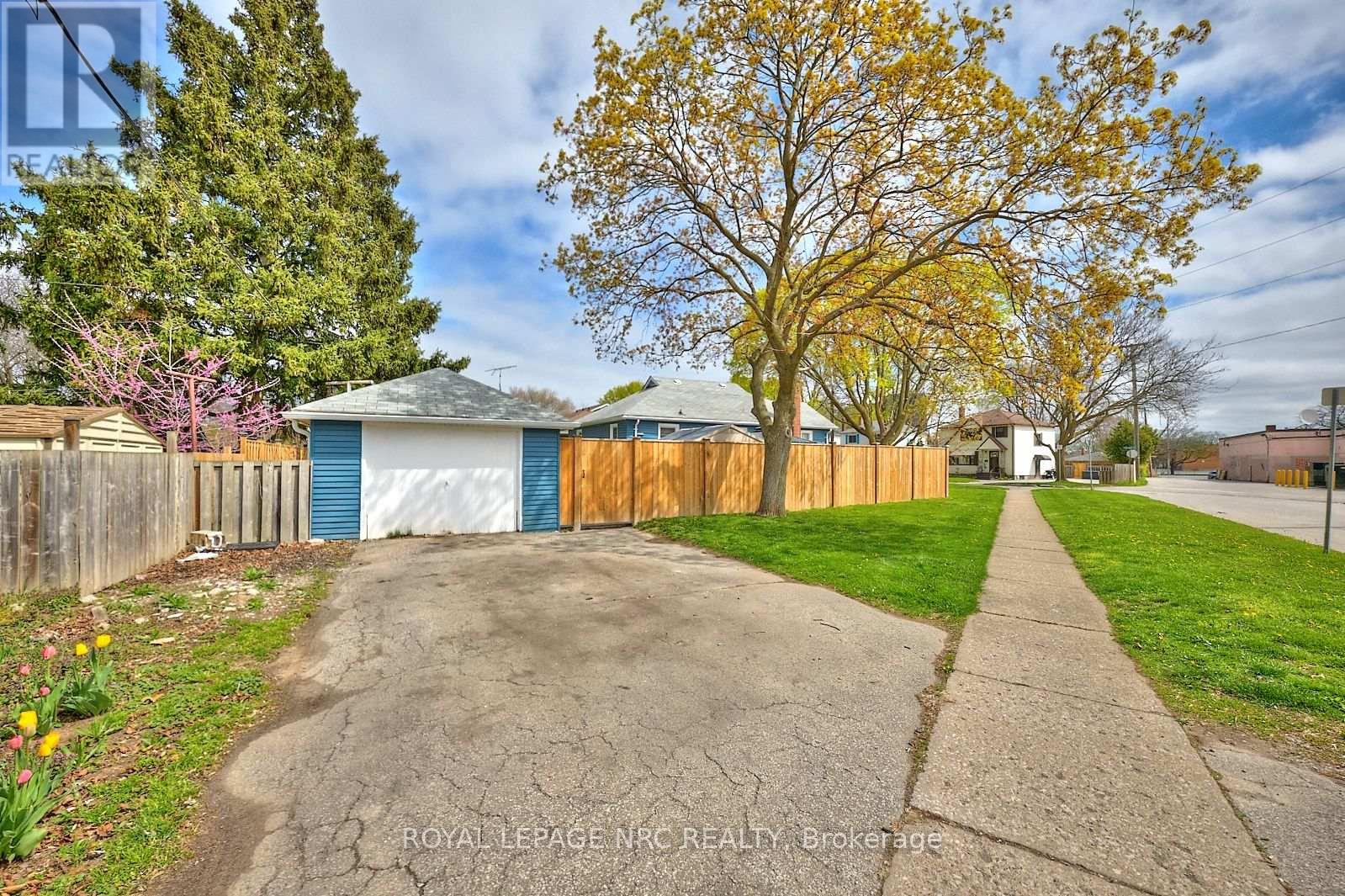 1 Thorndale Avenue, St. Catharines, Ontario  L2R 6A2 - Photo 40 - X13767070