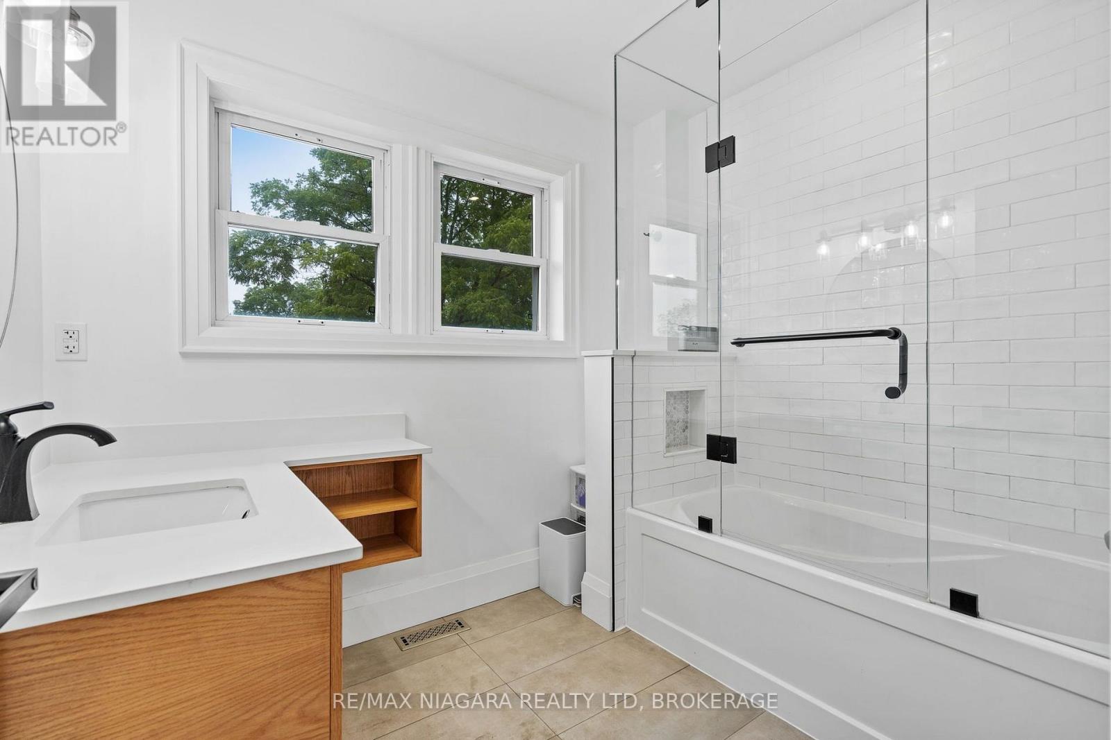 157 Aqueduct Street, Welland, Ontario  L3C 1C3 - Photo 25 - X13767078