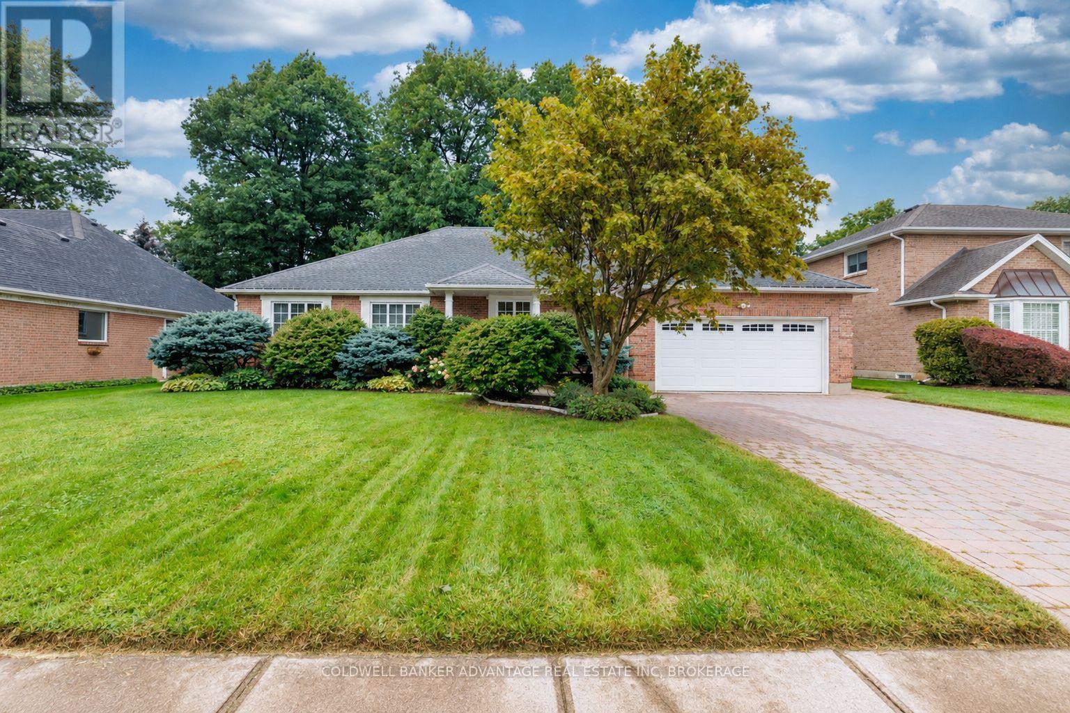 8165 Mount Olive Crescent, Niagara Falls, Ontario  L2H 2Y9 - Photo 1 - X13767120