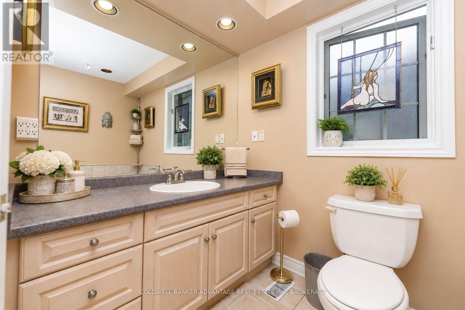 8165 Mount Olive Crescent, Niagara Falls, Ontario  L2H 2Y9 - Photo 21 - X13767120