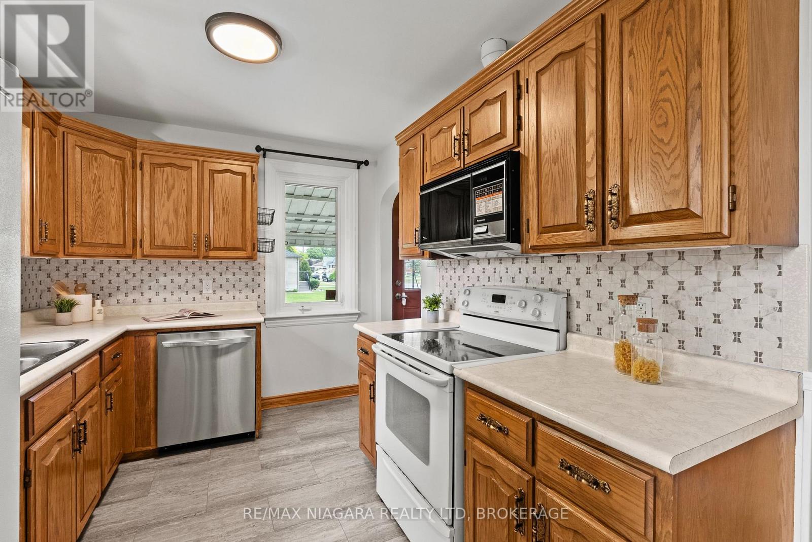 230 Wellington Street, Port Colborne, Ontario  L3K 2K2 - Photo 15 - X13767214