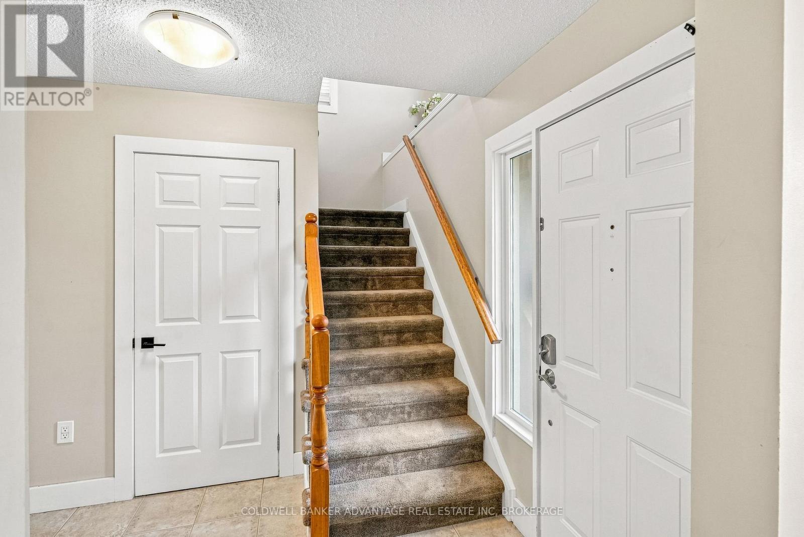 39 Dundee Drive, St. Catharines, Ontario  L2P 3S9 - Photo 5 - X13767402