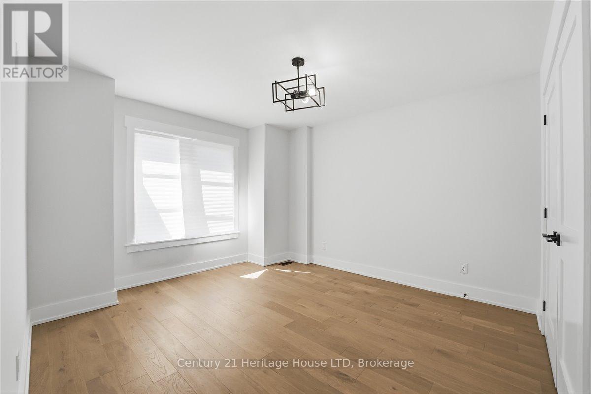 2476 Colangelo Drive, Niagara Falls, Ontario  L2J 0A1 - Photo 24 - X13767882