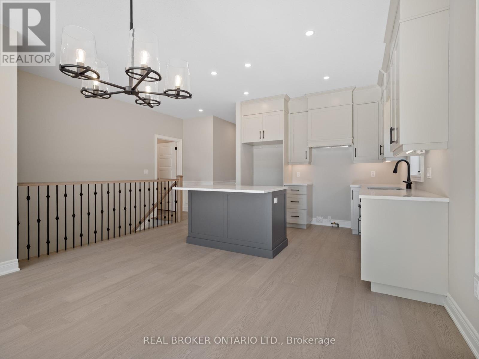 26 Austin Drive, Welland, Ontario  L3C 0J8 - Photo 12 - X13768248