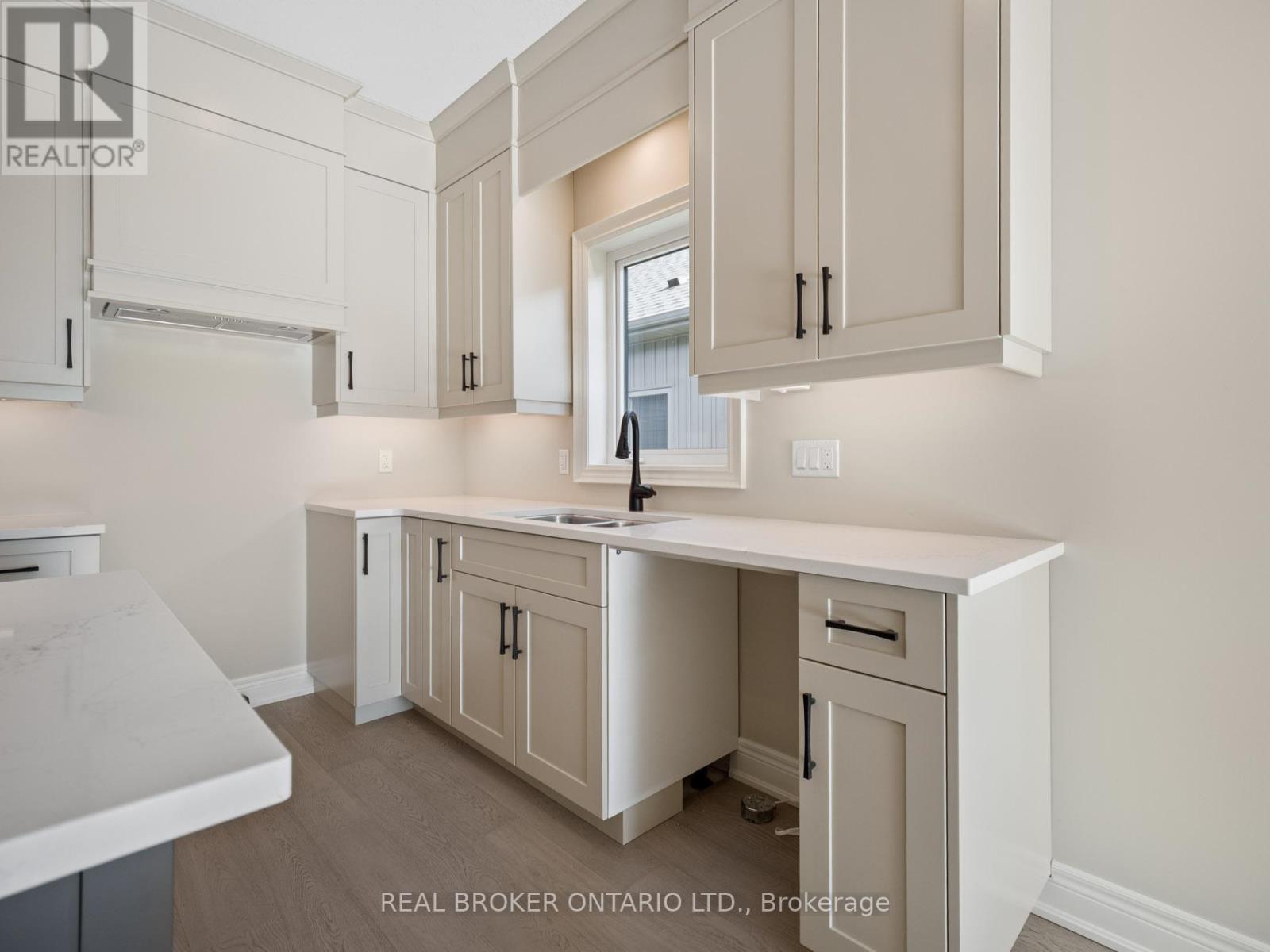26 Austin Drive, Welland, Ontario  L3C 0J8 - Photo 14 - X13768248