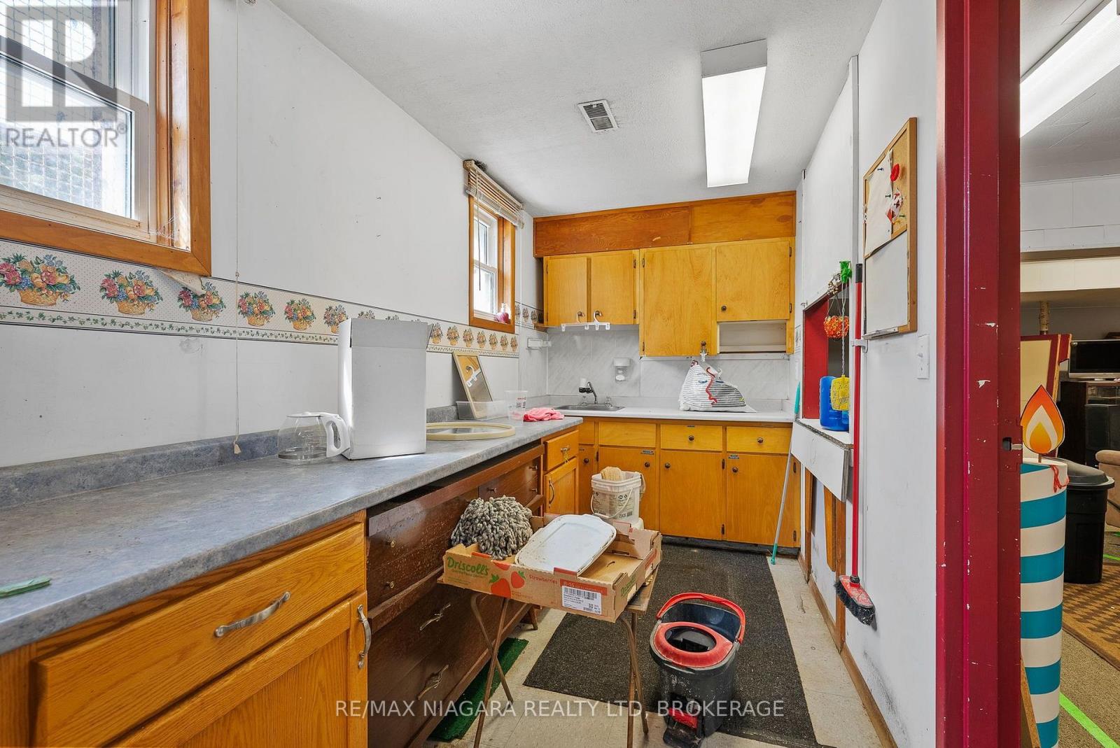 319 Davis Street, Thorold, Ontario  L2V 1G9 - Photo 31 - X13768324