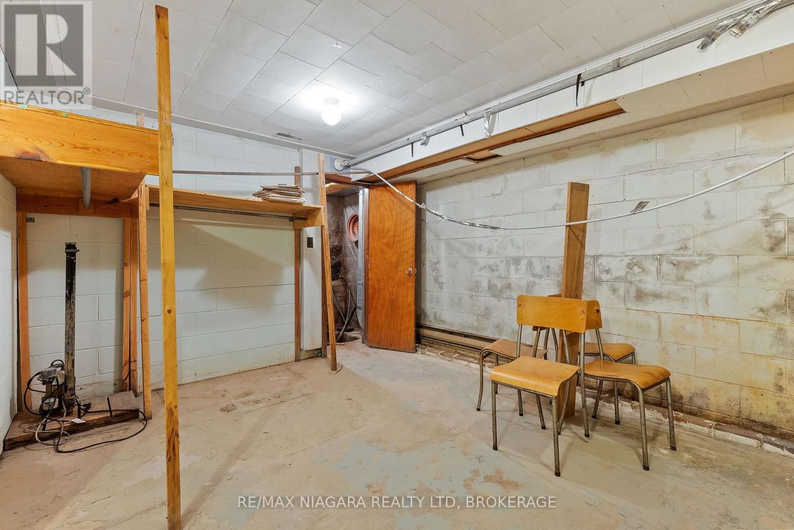 319 Davis Street, Thorold, Ontario  L2V 1G9 - Photo 32 - X13768324