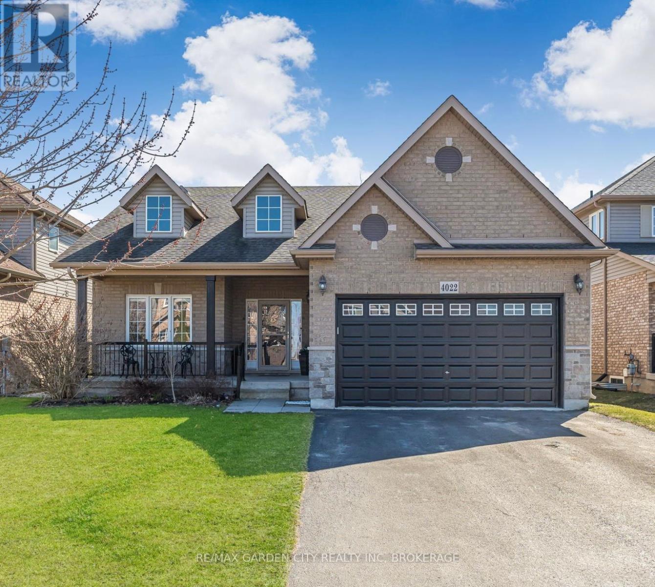 4022 Bush Crescent, Lincoln, Ontario  L3J 0H2 - Photo 1 - X13768362