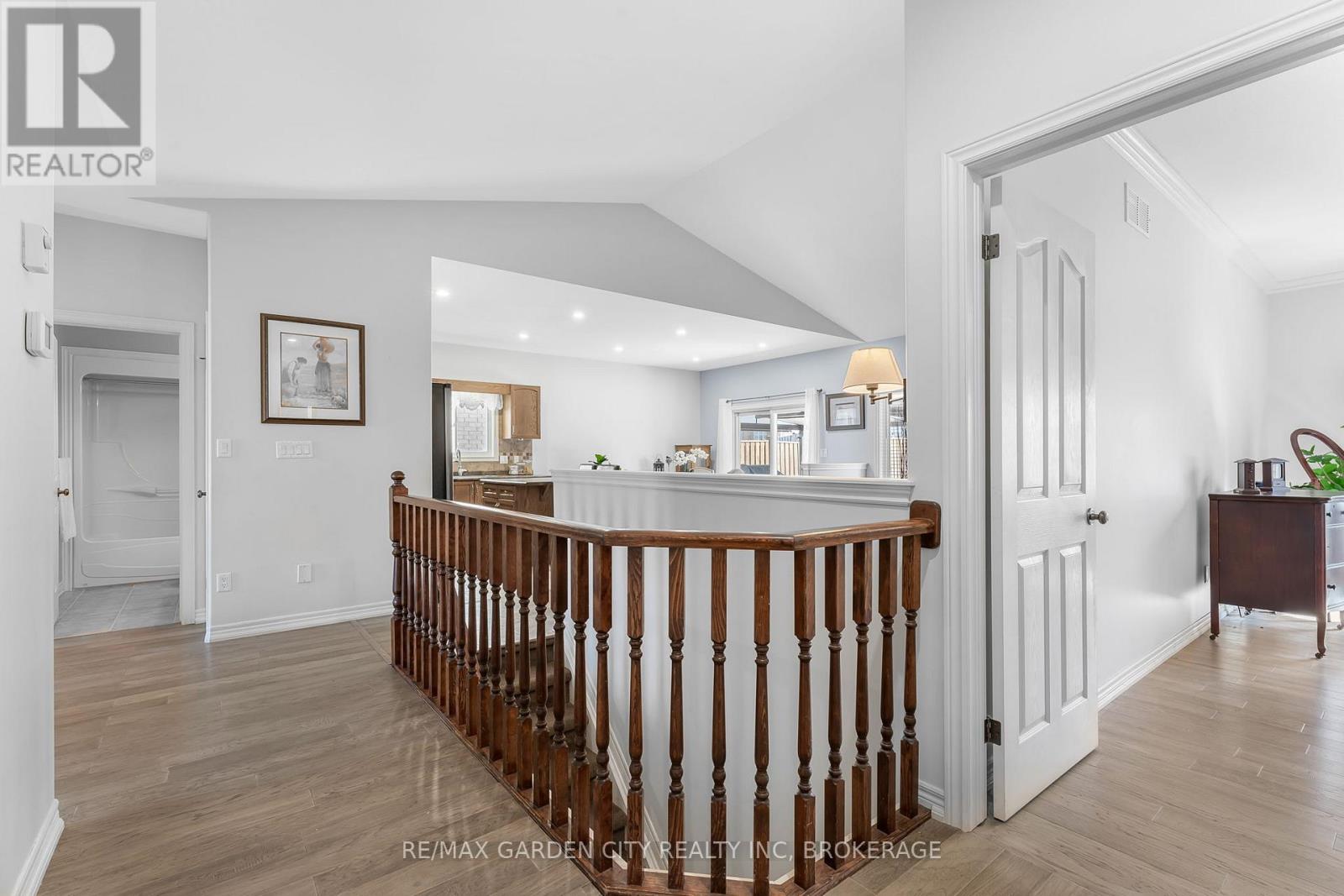 4022 Bush Crescent, Lincoln, Ontario  L3J 0H2 - Photo 15 - X13768362