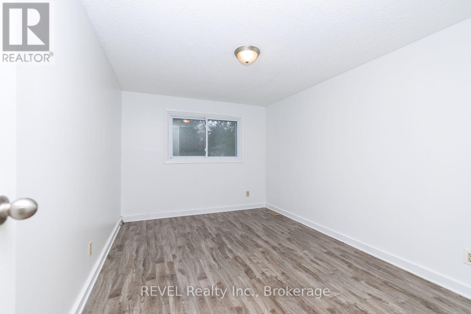 97 Tupper Drive, Thorold, Ontario  L2V 4C9 - Photo 16 - X13769172