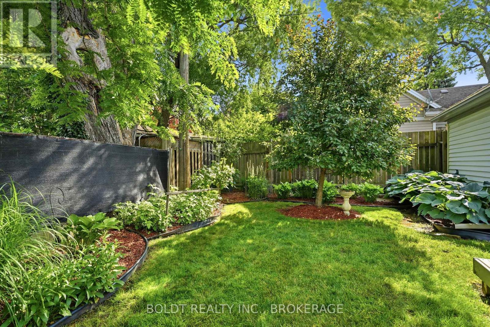 9 Woodgate Avenue, St. Catharines, Ontario  L2R 3V3 - Photo 33 - X13769194