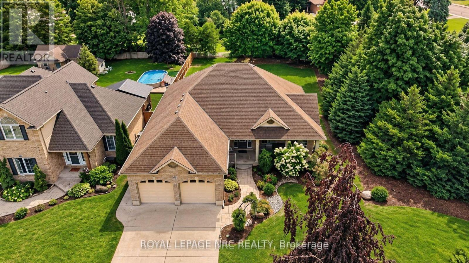 400 Lakeview Drive, Woodstock, Ontario  N4T 1V3 - Photo 1 - X13769302