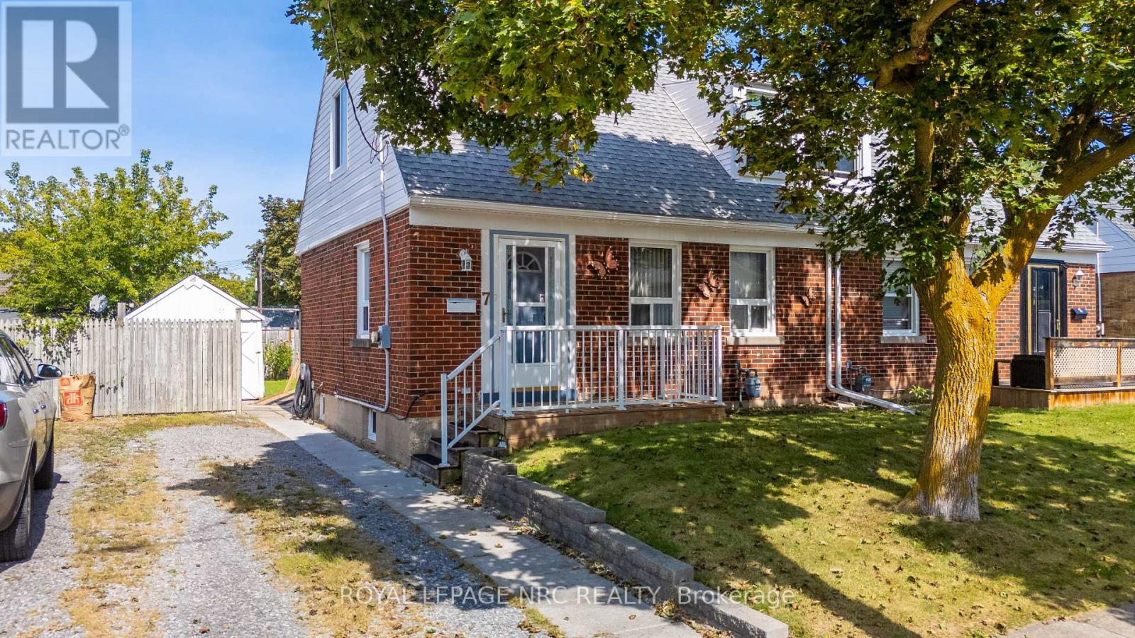 7 Beard Place, St. Catharines, Ontario  L2P 2P1 - Photo 1 - X13769432