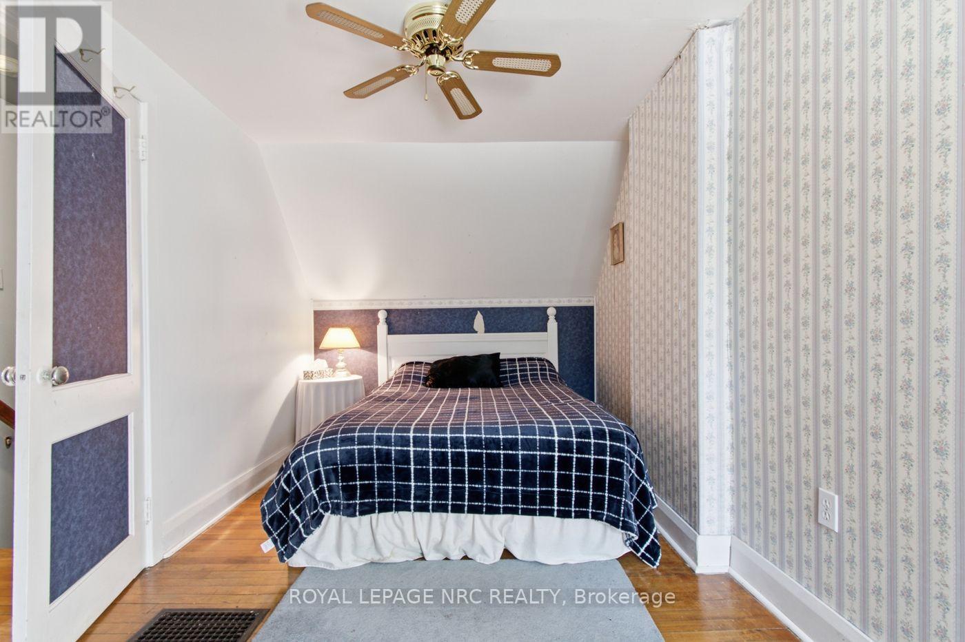 7 Beard Place, St. Catharines, Ontario  L2P 2P1 - Photo 18 - X13769432