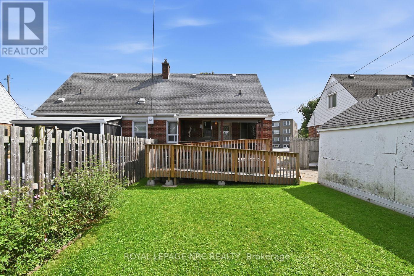 7 Beard Place, St. Catharines, Ontario  L2P 2P1 - Photo 24 - X13769432