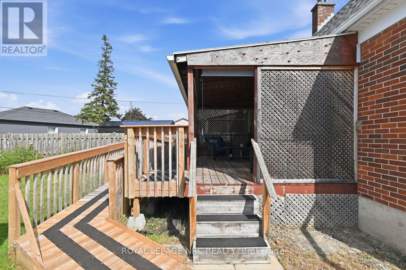 7 Beard Place, St. Catharines, Ontario  L2P 2P1 - Photo 26 - X13769432