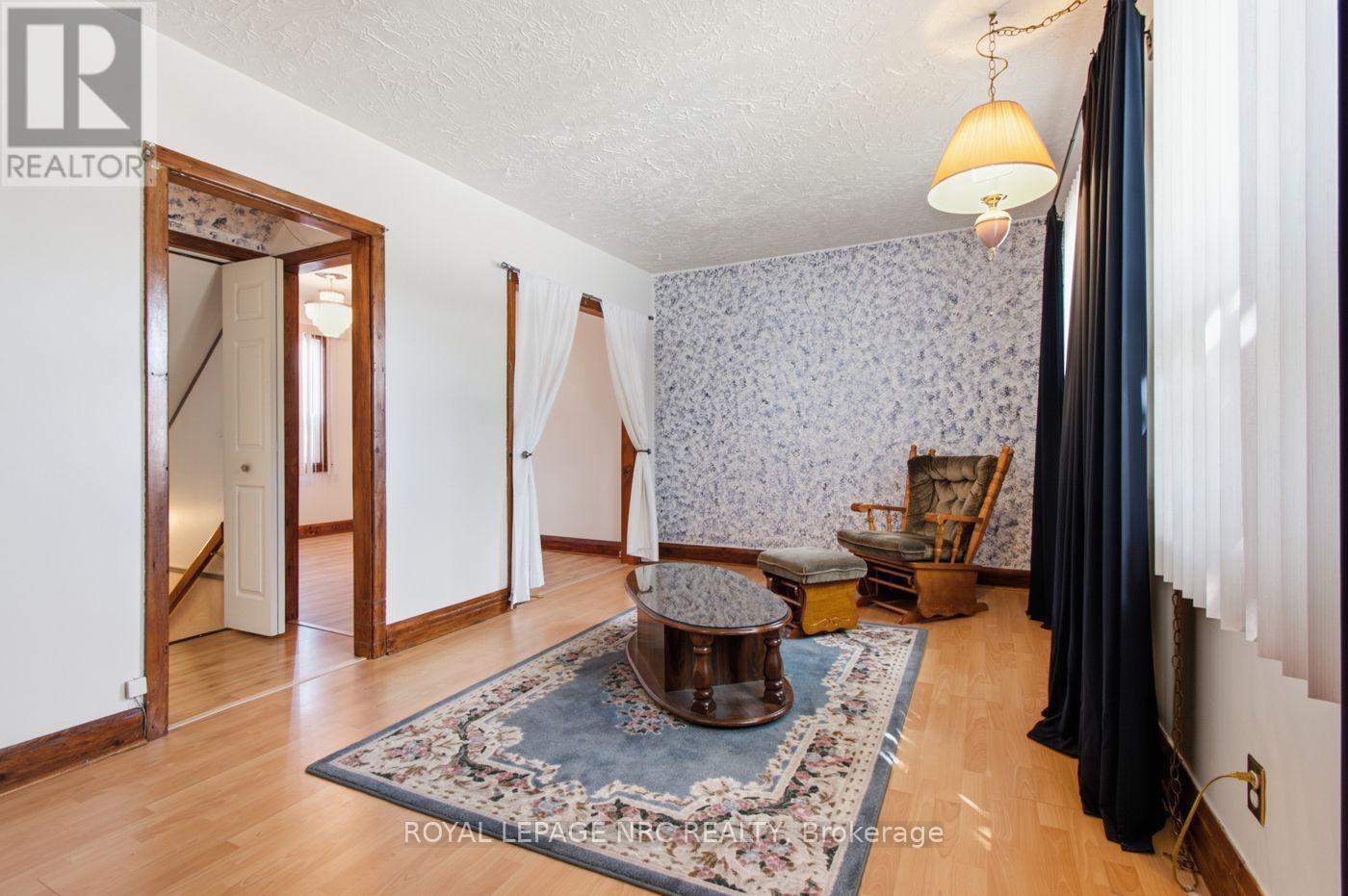 7 Beard Place, St. Catharines, Ontario  L2P 2P1 - Photo 8 - X13769432