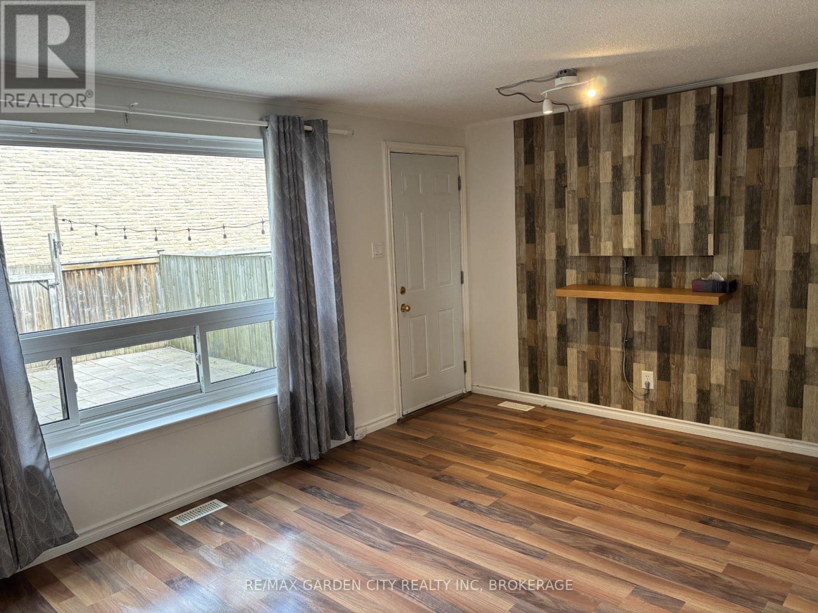 #13 - 280 Thaler Avenue, Kitchener, Ontario  N2A 1R6 - Photo 5 - X13770194