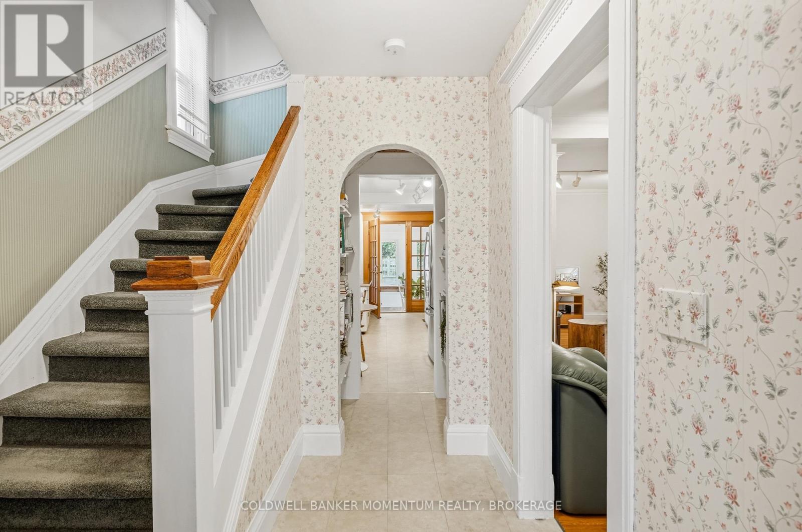 3973 St Peter Avenue, Niagara Falls, Ontario  L2J 2N9 - Photo 5 - X13771574