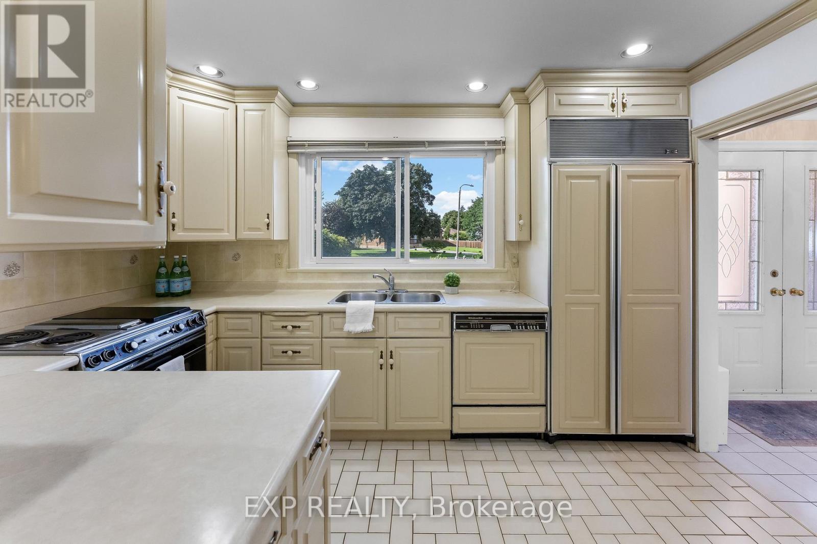 3546 Eton Crescent, Niagara Falls, Ontario  L2J 3B5 - Photo 19 - X13794956