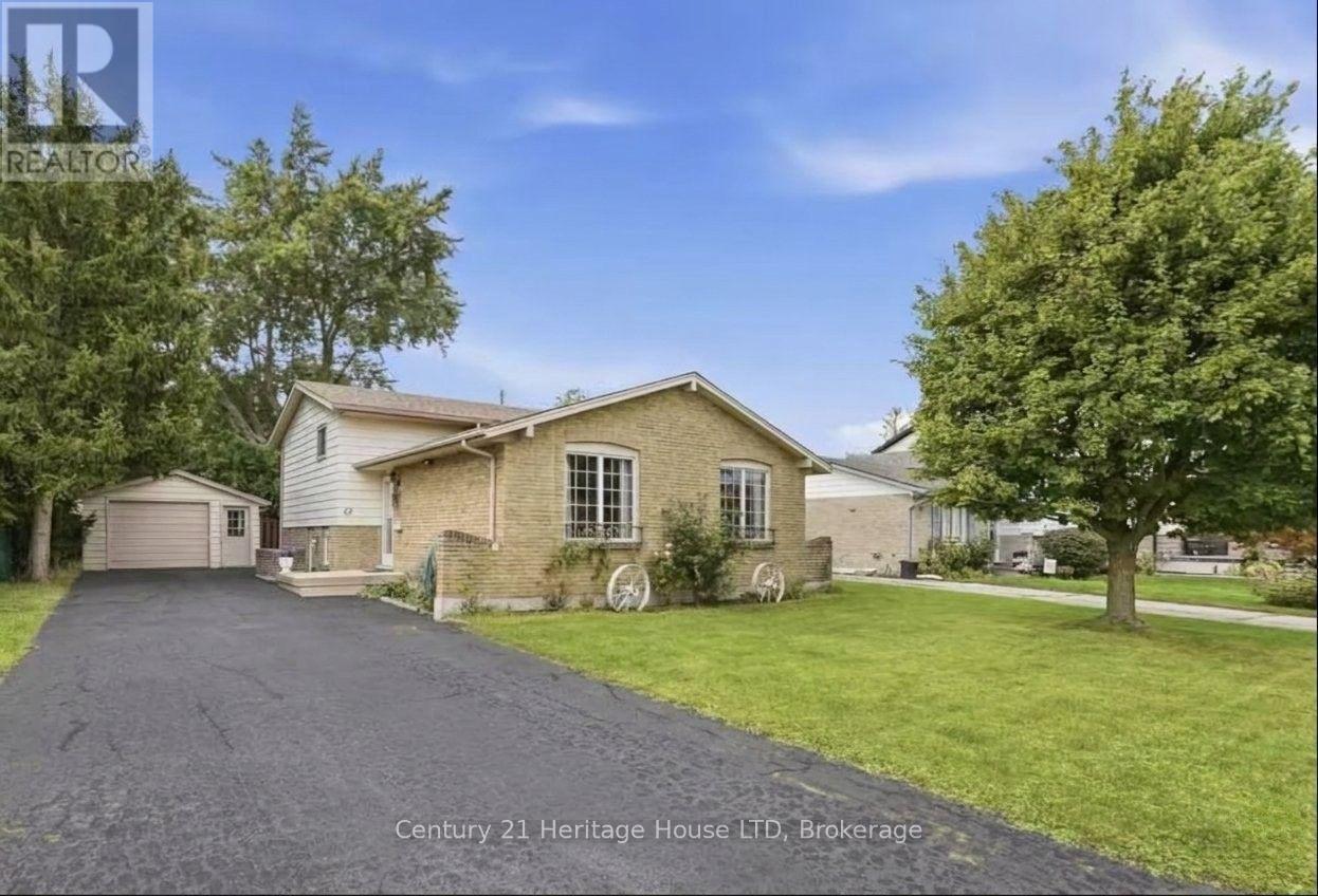 62 Northgate Drive, Welland, Ontario  L3C 5Y4 - Photo 1 - X13795572