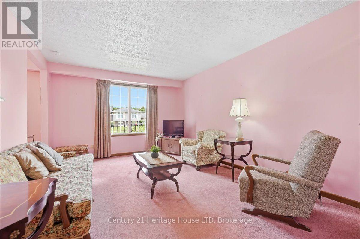 62 Northgate Drive, Welland, Ontario  L3C 5Y4 - Photo 5 - X13795572