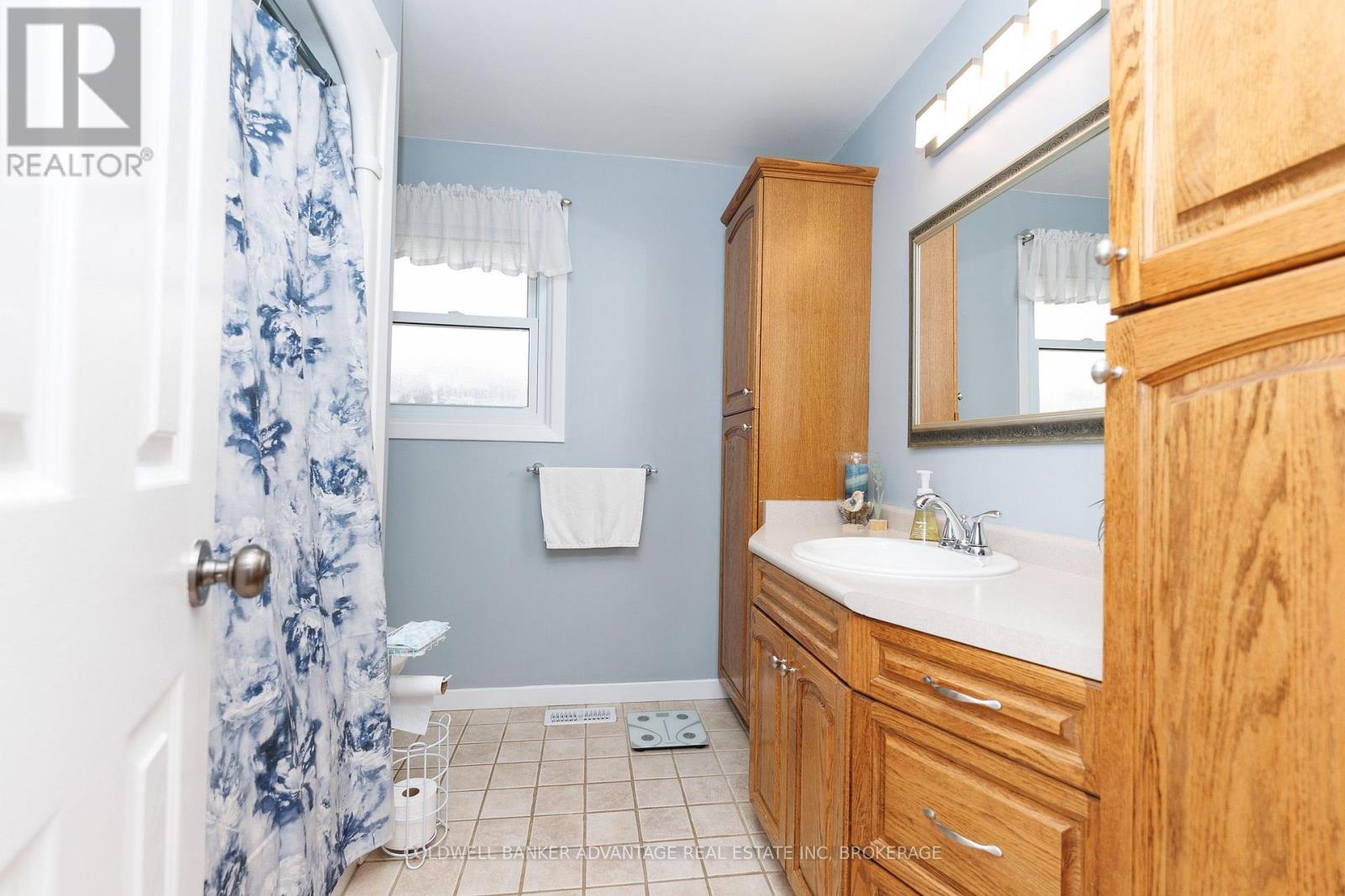 74 Pinehurst Drive, Welland, Ontario  L3C 3J1 - Photo 16 - X13798178