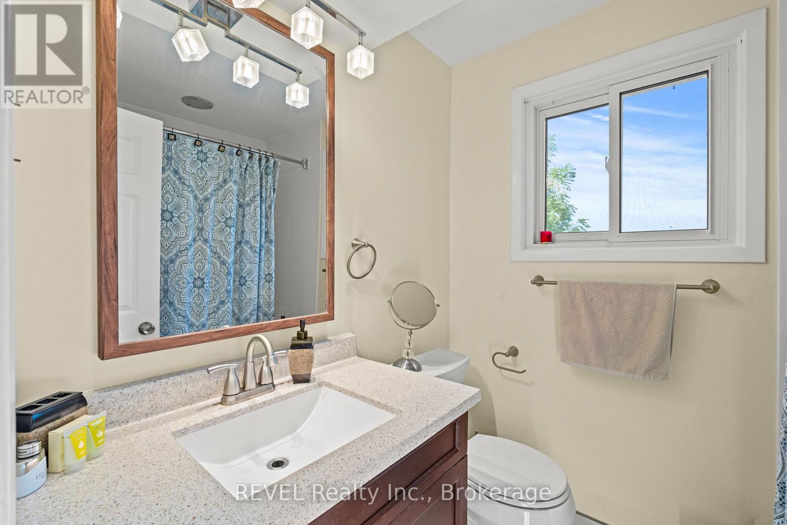 28 Black Knight Road, St. Catharines, Ontario  L2N 3C1 - Photo 18 - X13814186