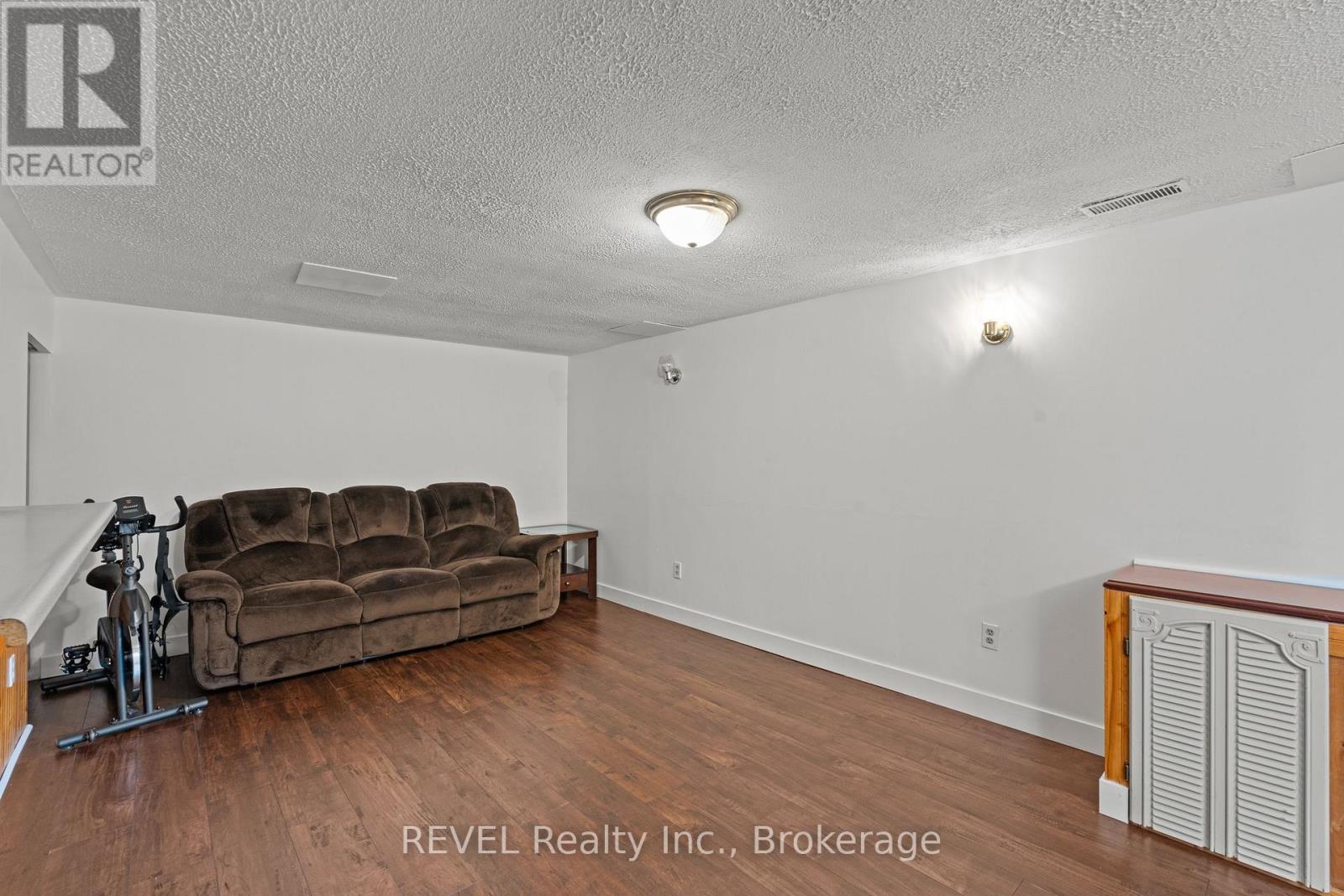 28 Black Knight Road, St. Catharines, Ontario  L2N 3C1 - Photo 24 - X13814186