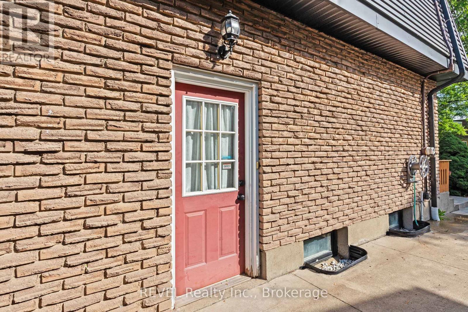 28 Black Knight Road, St. Catharines, Ontario  L2N 3C1 - Photo 27 - X13814186