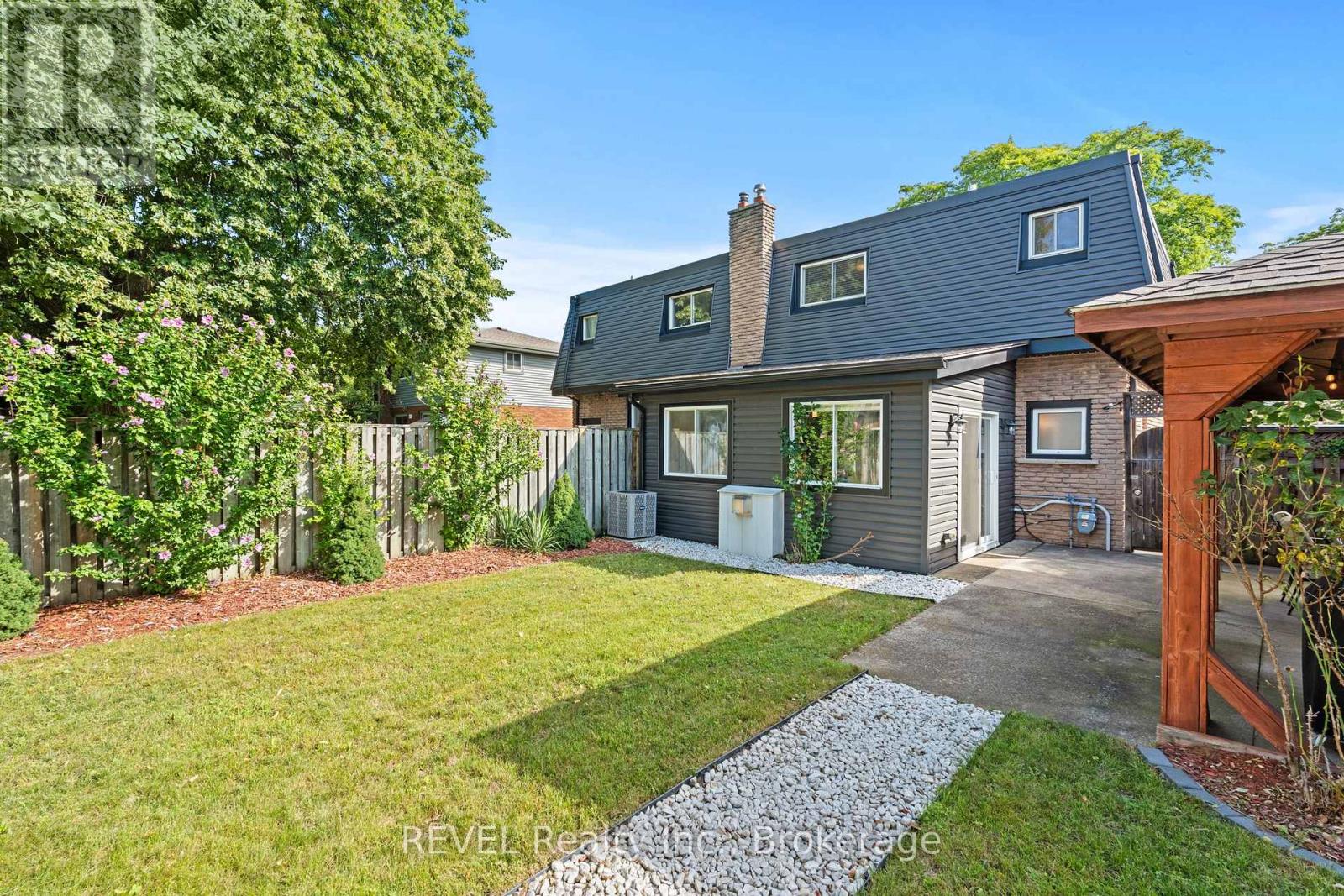 28 Black Knight Road, St. Catharines, Ontario  L2N 3C1 - Photo 32 - X13814186