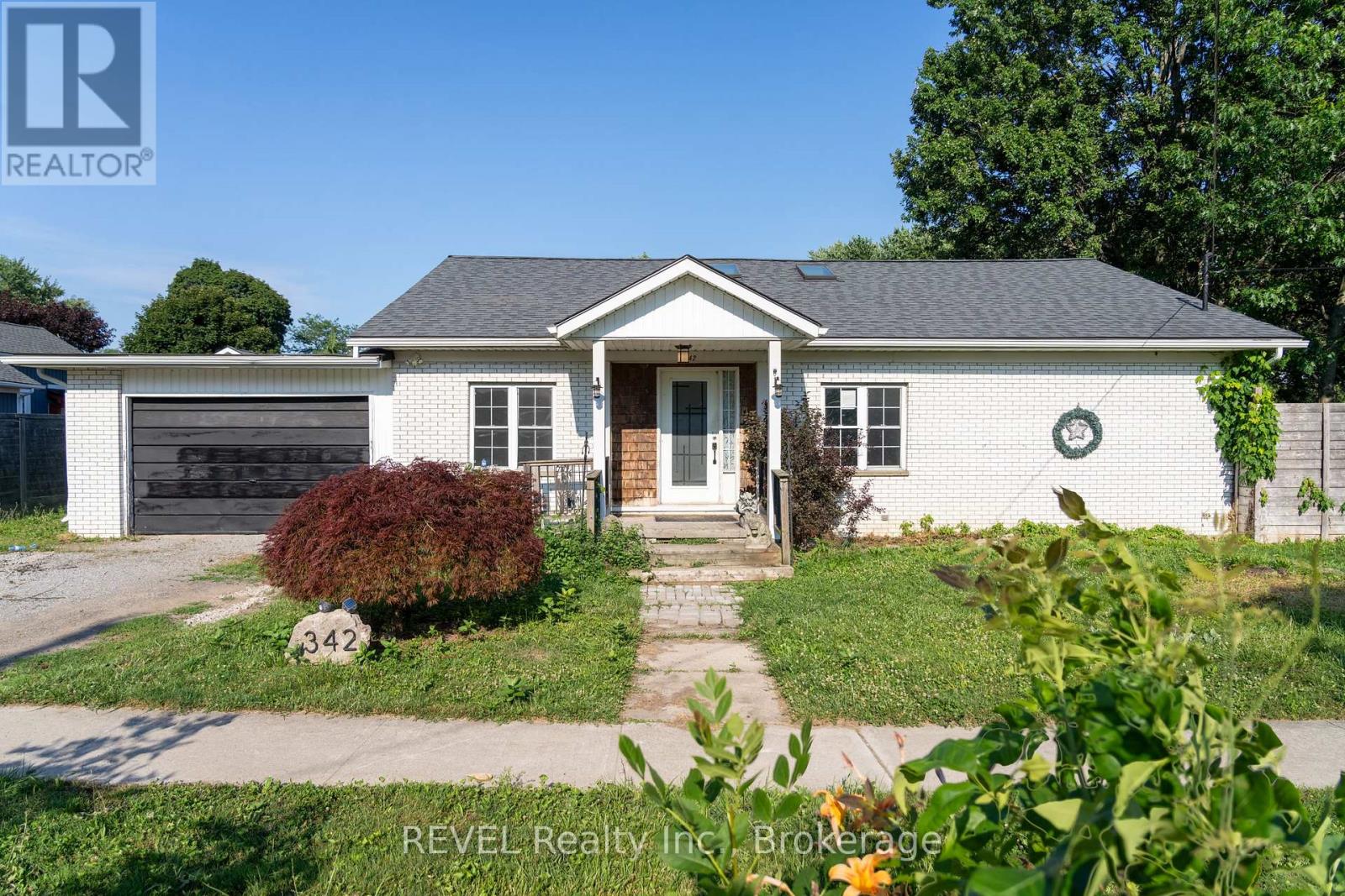 342 Helen Street, Fort Erie, Ontario  L0S 1B0 - Photo 10 - X13816140