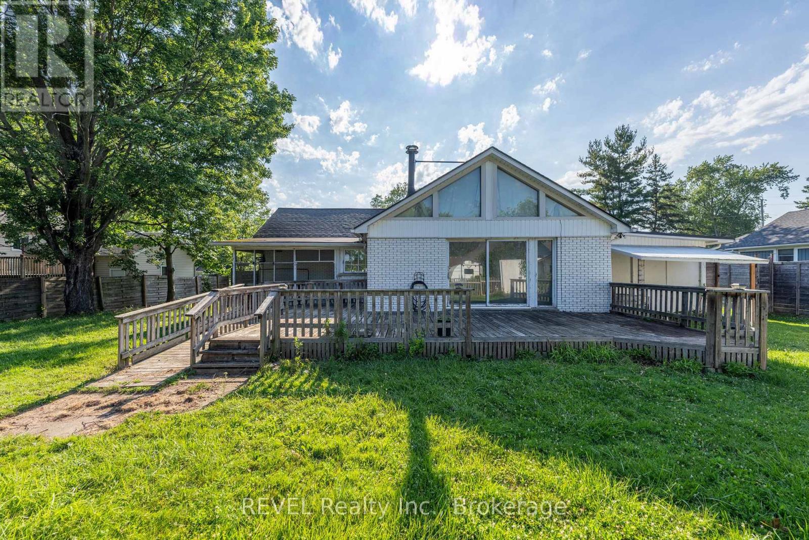342 Helen Street, Fort Erie, Ontario  L0S 1B0 - Photo 41 - X13816140