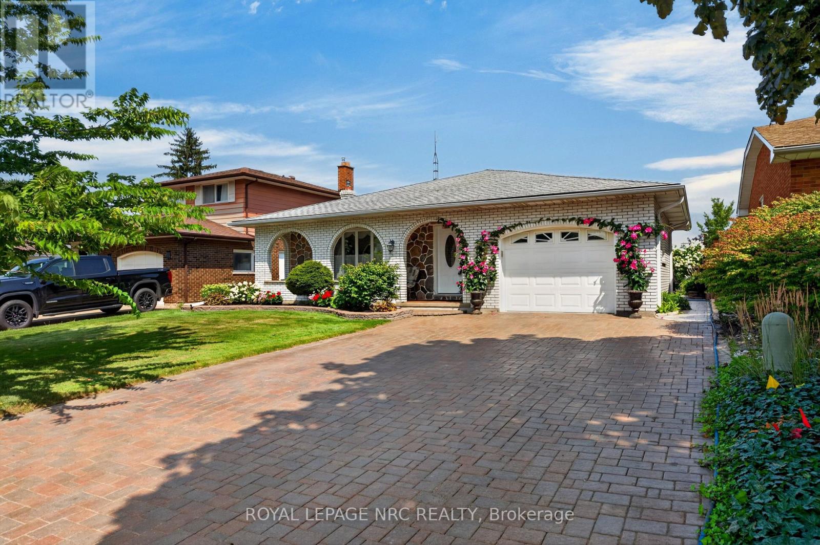 43 Brimley Crescent, St. Catharines, Ontario  L2M 7A8 - Photo 1 - X13818284
