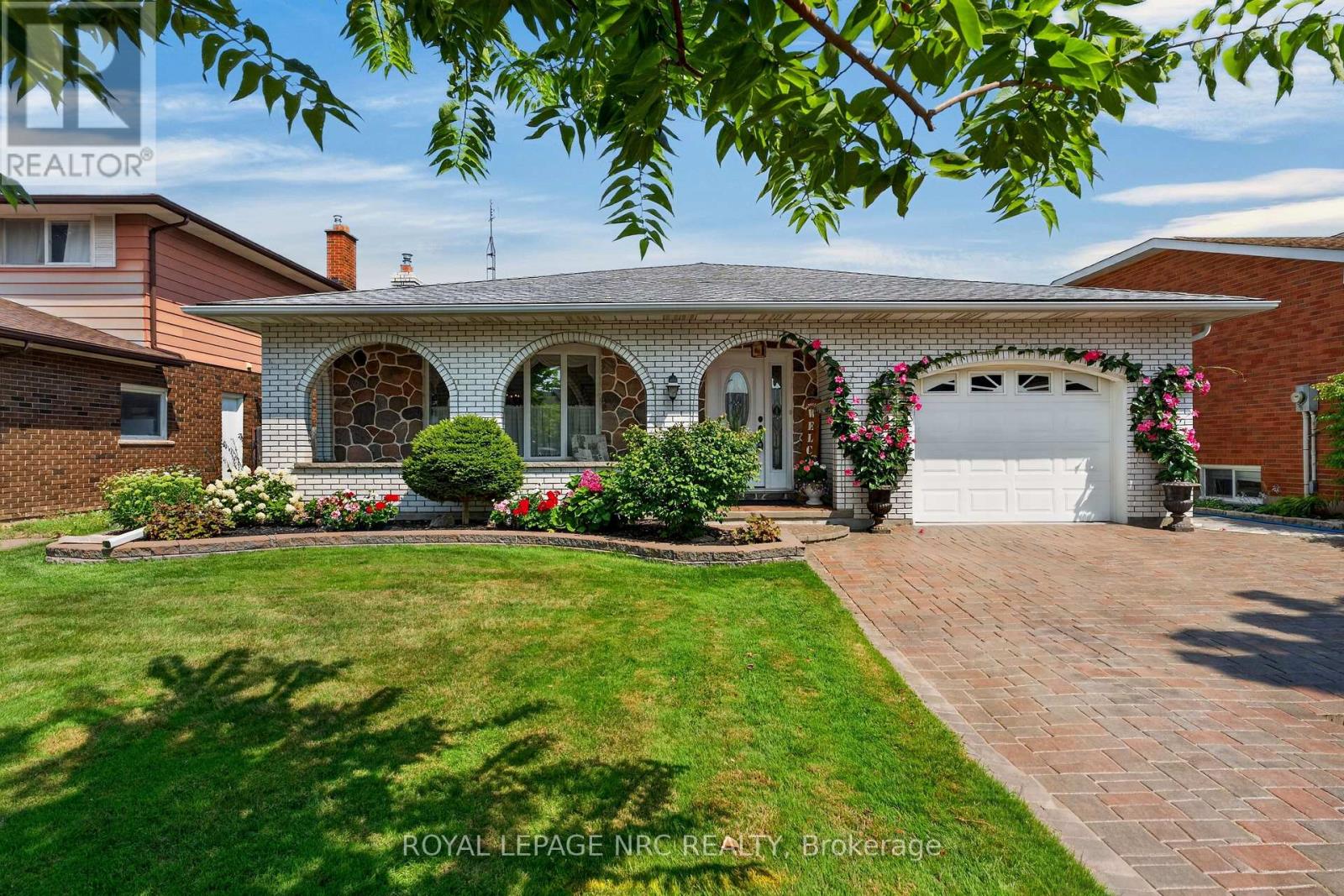 43 Brimley Crescent, St. Catharines, Ontario  L2M 7A8 - Photo 2 - X13818284