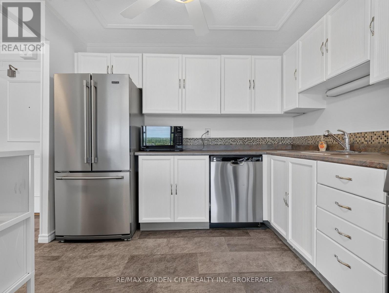 1107 - 7 Gale Crescent, St. Catharines, Ontario  L2R 7M8 - Photo 8 - X13824238