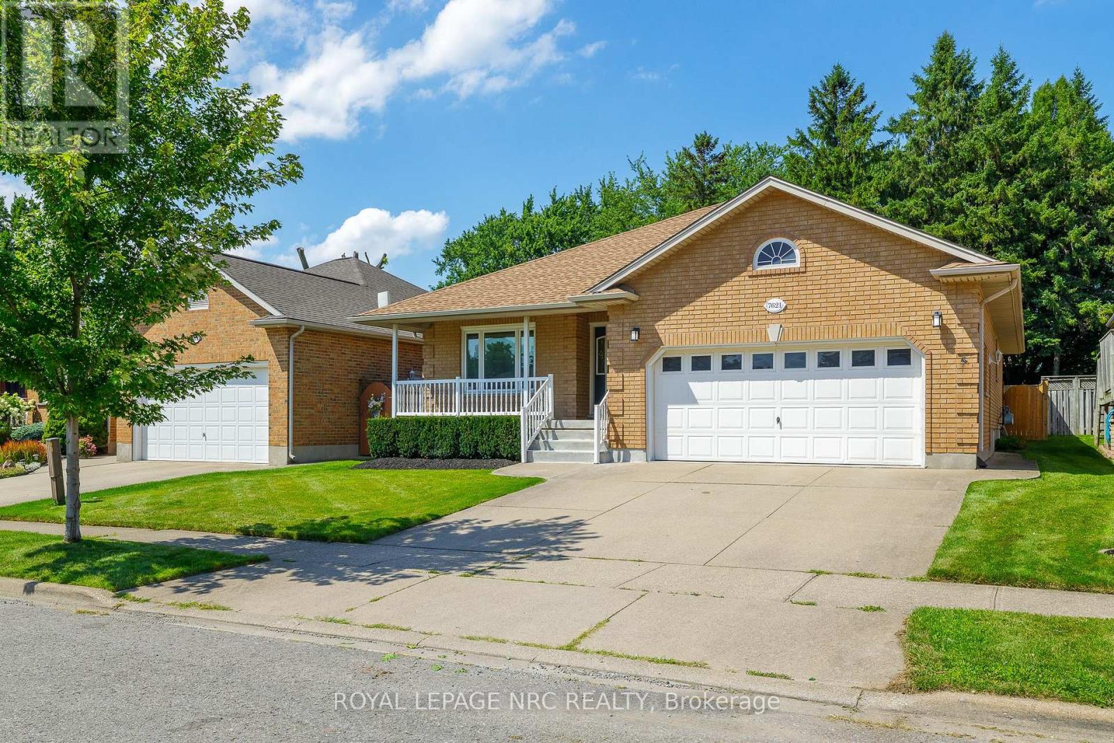 7621 Cameron Court, Niagara Falls, Ontario  L2H 3G9 - Photo 1 - X13826802
