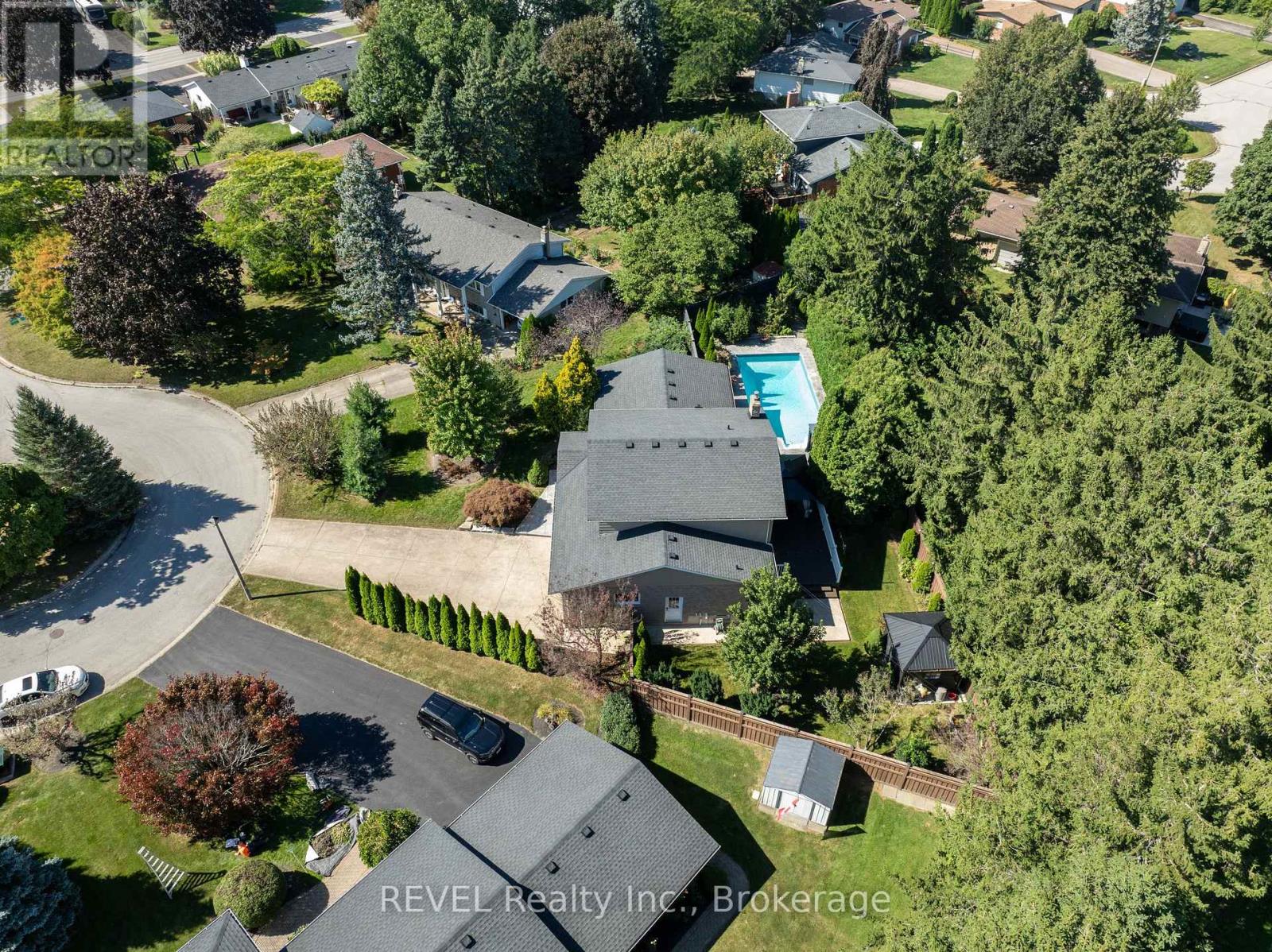 5 Tottenham Court, Niagara-On-The-Lake, Ontario  L0S 1J0 - Photo 4 - X13827056