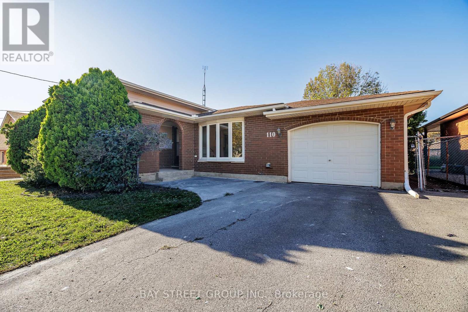 110 St. David's Road, St. Catharines, Ontario  L2T 1P9 - Photo 4 - X13828242