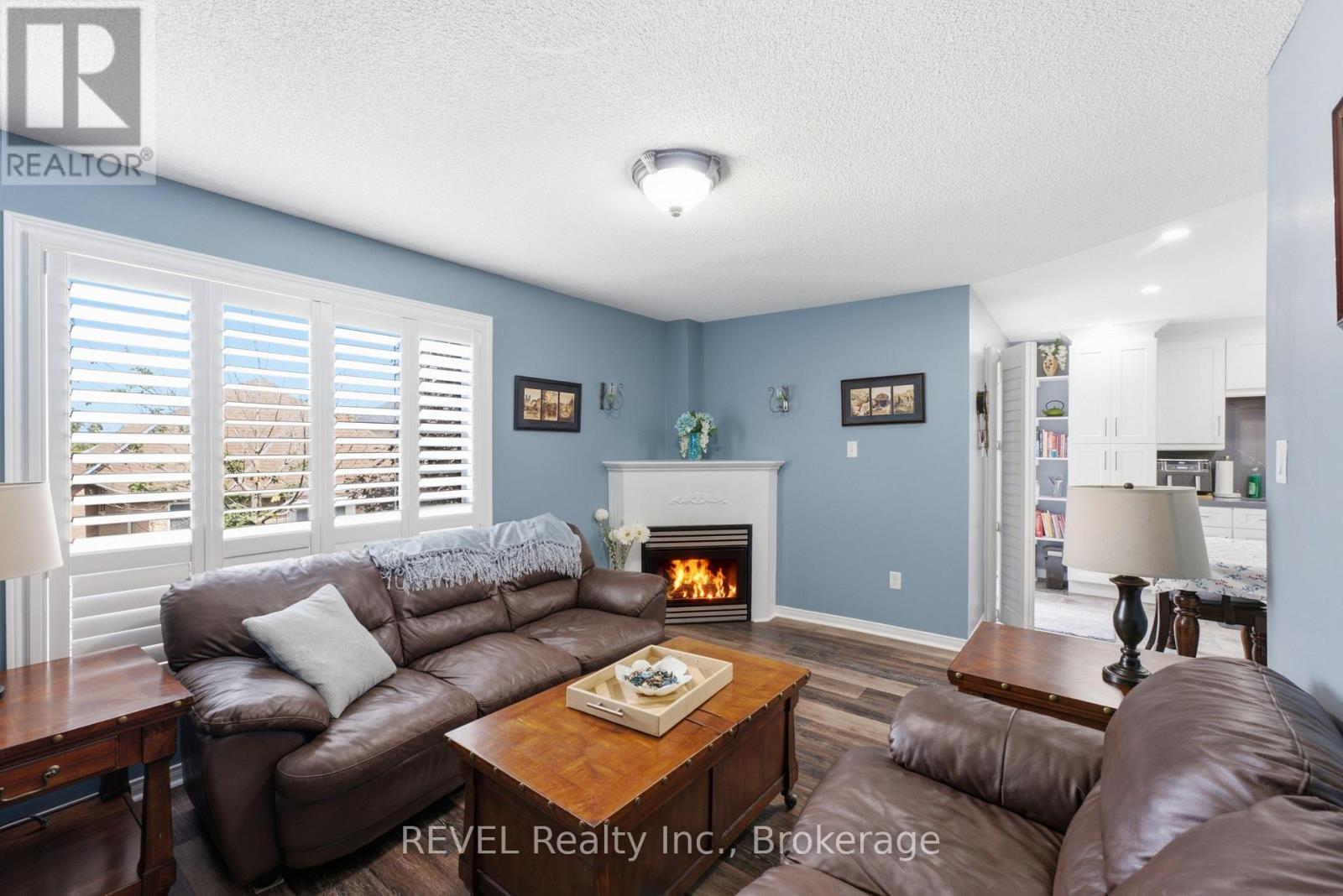20 Hayloft Court, Brampton, Ontario  L6X 4R7 - Photo 11 - W13828458