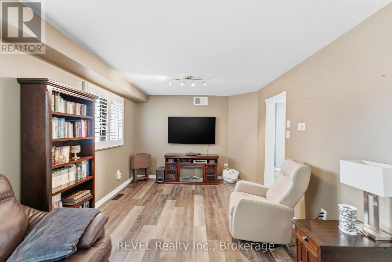 20 Hayloft Court, Brampton, Ontario  L6X 4R7 - Photo 12 - W13828458