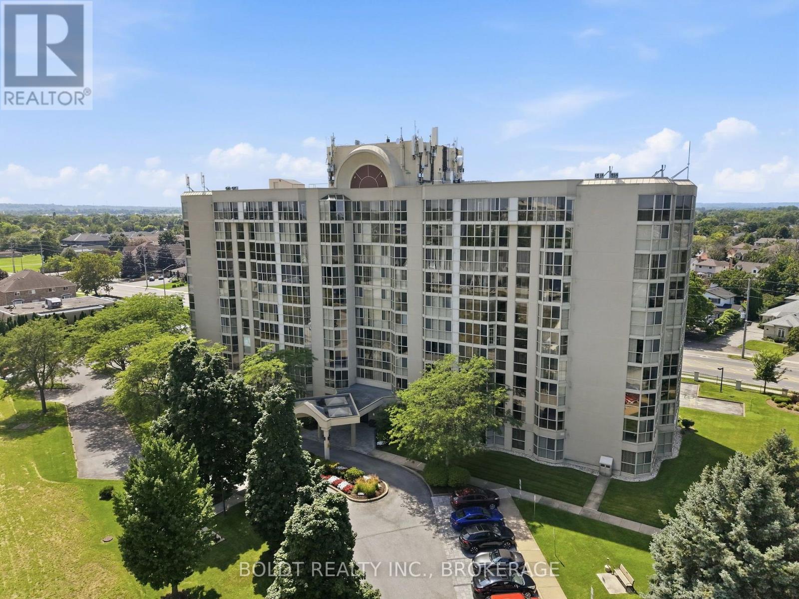 306 - 162 Martindale Road, St. Catharines, Ontario  L2S 3S4 - Photo 1 - X13837950