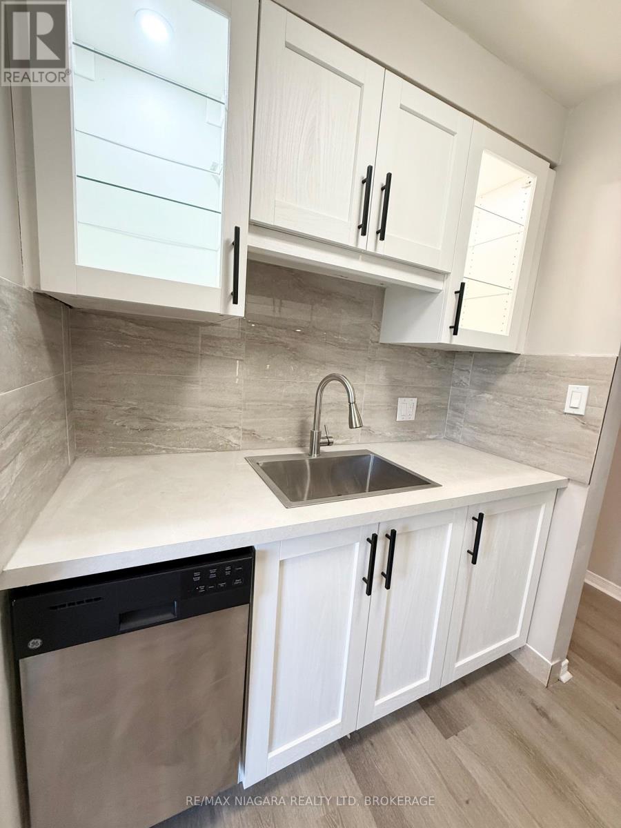 8 - 286 Vine Street, St. Catharines, Ontario  L2M 4T3 - Photo 19 - X13846028
