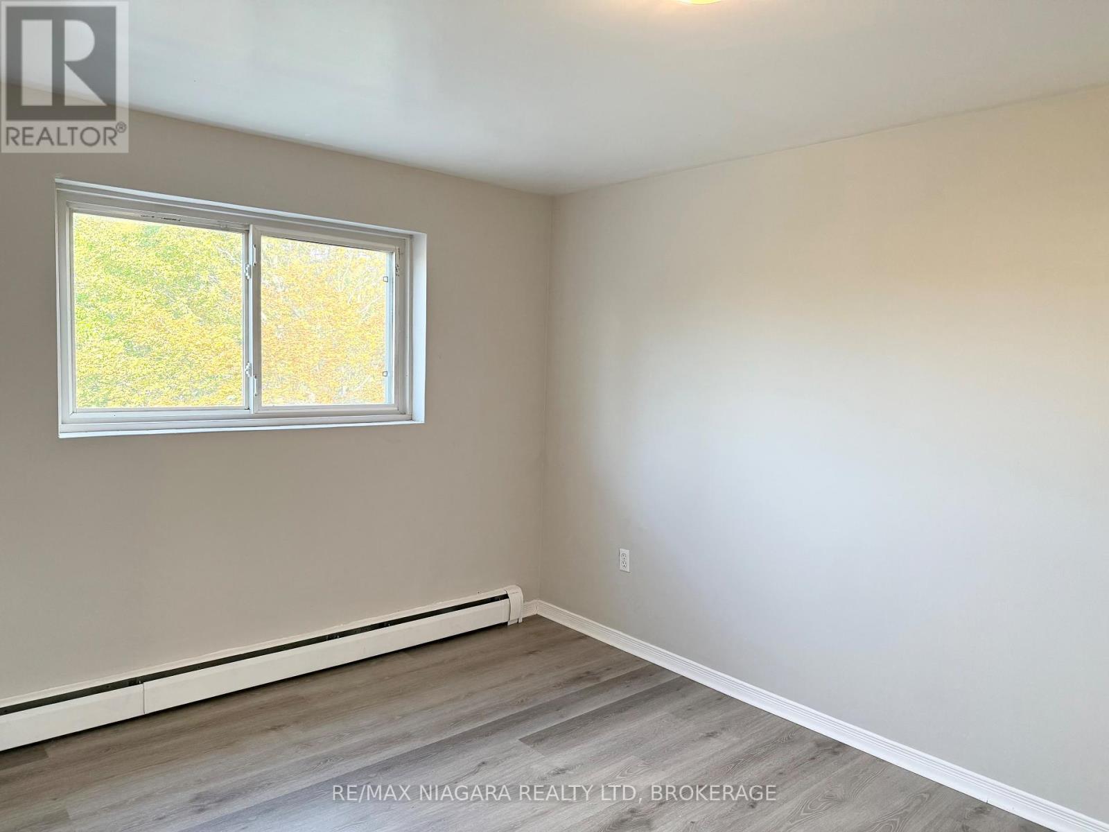 8 - 286 Vine Street, St. Catharines, Ontario  L2M 4T3 - Photo 22 - X13846028