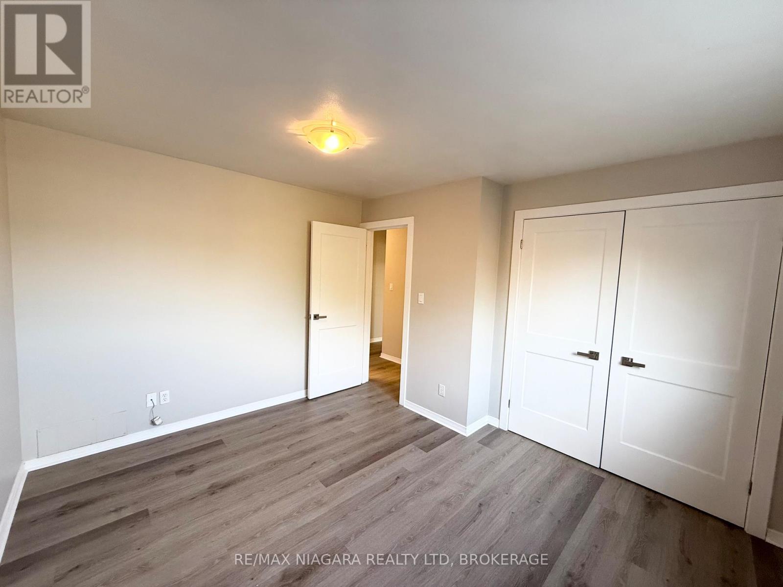 8 - 286 Vine Street, St. Catharines, Ontario  L2M 4T3 - Photo 24 - X13846028