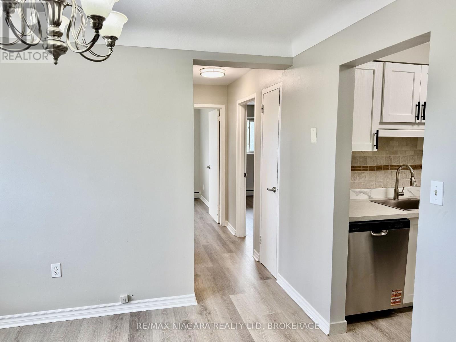 4 - 286 Vine Street, St. Catharines, Ontario  L2M 4T3 - Photo 25 - X13846032