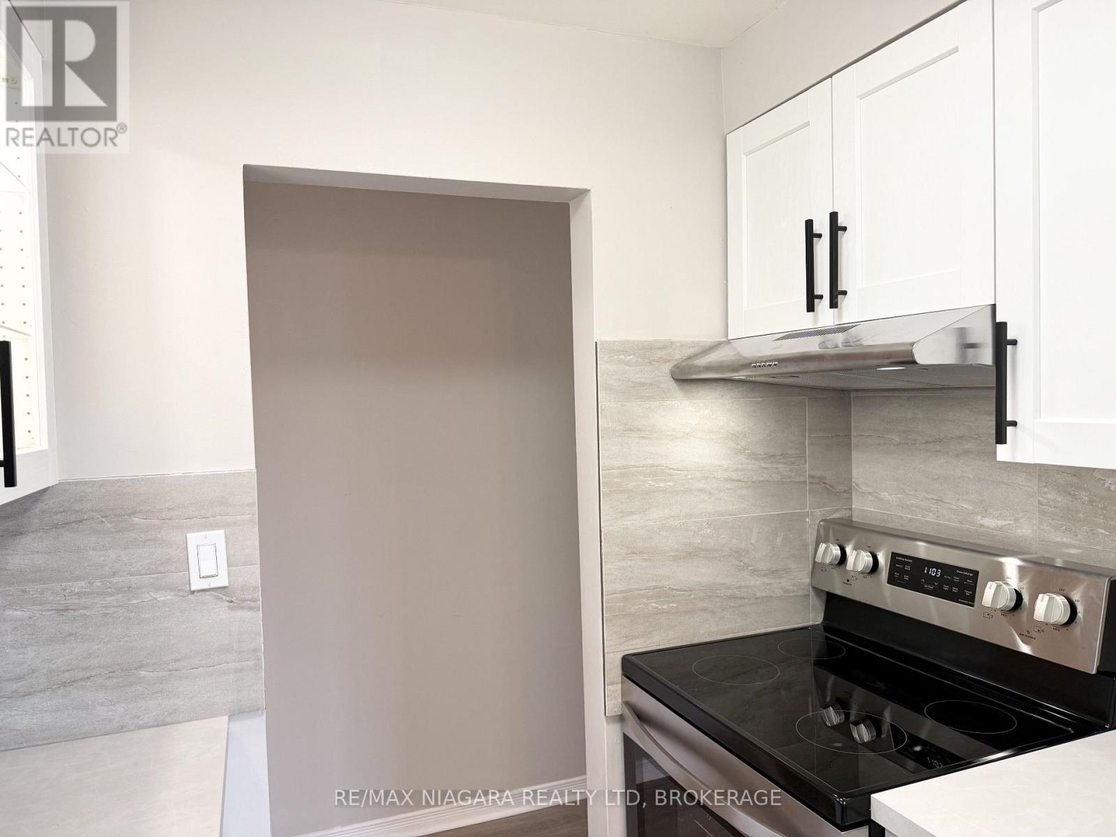 4 - 286 Vine Street, St. Catharines, Ontario  L2M 4T3 - Photo 9 - X13846032