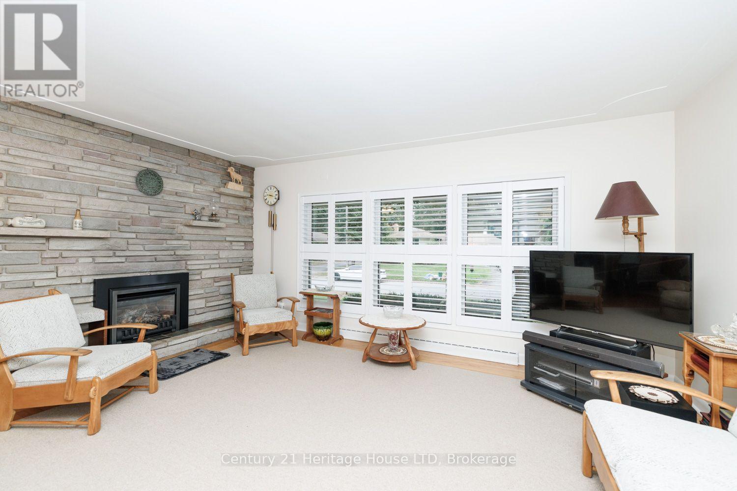 5159 Shirley Avenue, Niagara Falls, Ontario  L2E 5C3 - Photo 7 - X13847112