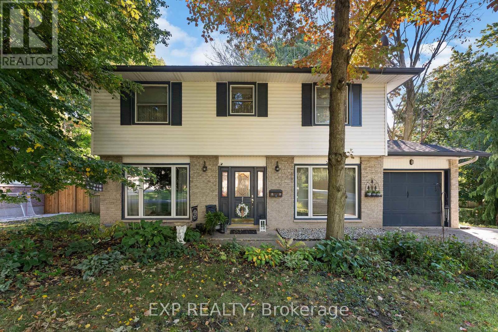 43 Stella Street, Pelham, Ontario  L3E 0T6 - Photo 1 - X13862758
